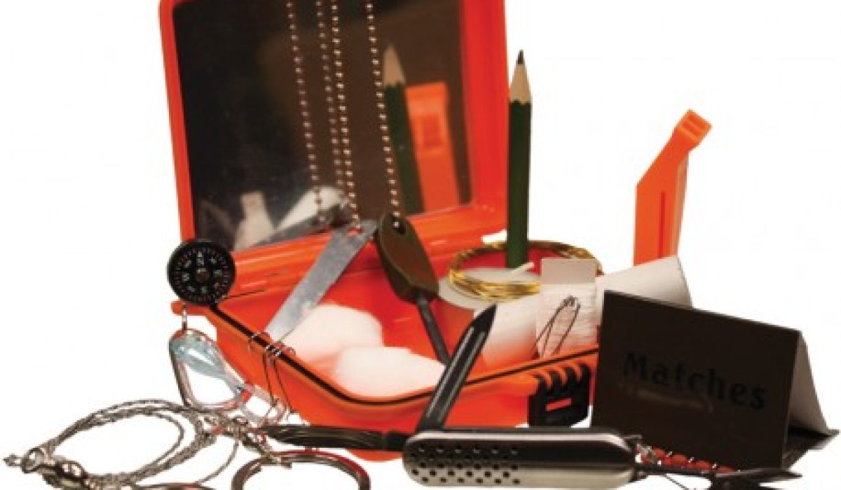 découvrez le contenu essentiel du kit survie croix-rouge et apprenez comment l'utiliser efficacement en situation d'urgence pour assurer votre sécurité.